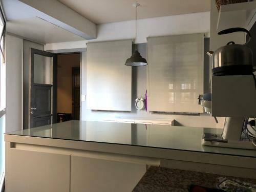 Stylish And Spacious City Center Apartment