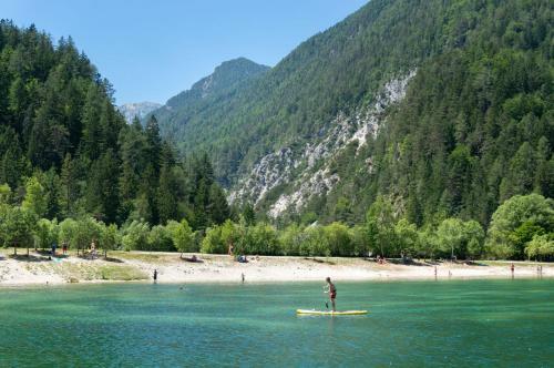 Stylish 2-bed Top-floor Apartment In Kranjska Gora