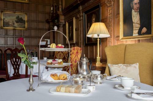 Rushton Hall Hotel And Spa