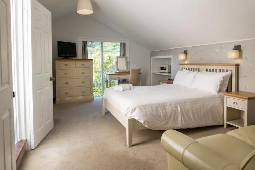 Soar Mill Cove Hotel