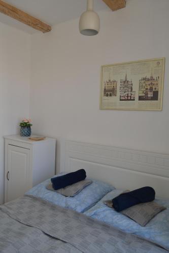 Historical Apartments V18