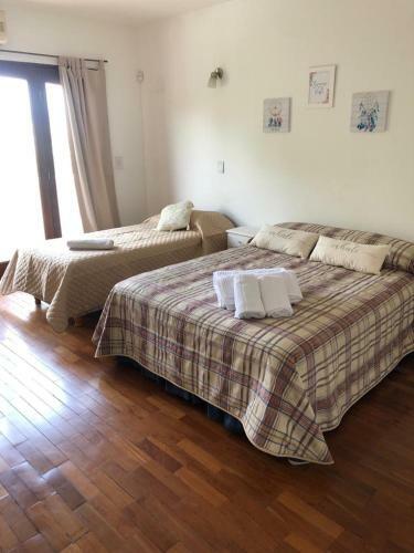 Hostal Departamento Zona Residencial Con Pileta