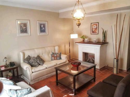 Casa Familiar