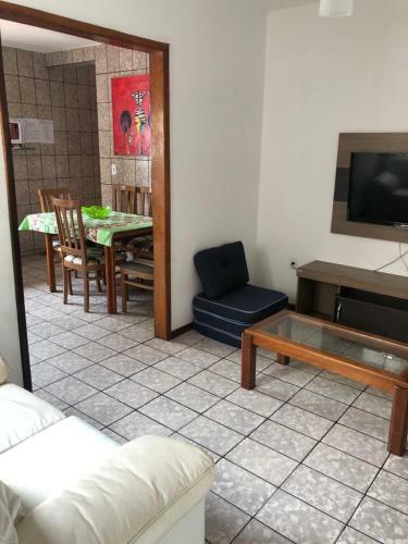 Apartamento Amplo Em Balne�rio Cambori�