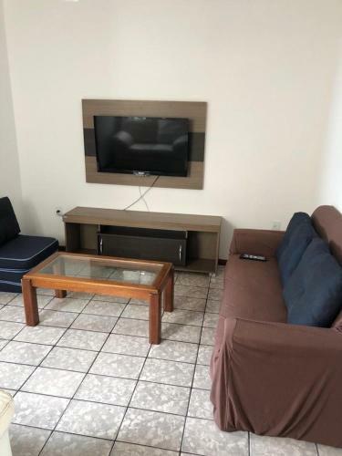 Apartamento Amplo Em Balne�rio Cambori�