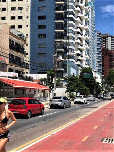 Lindo Apartamento Quadra Mar, Barra Sul