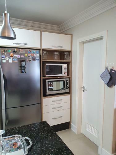 Lindo Apartamento Em Balne�rio Cambori�
