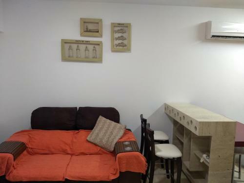 Excelente Apartamento E Localiza��o Perto Da Praia de Bc