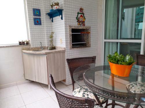 Apartamento Com Terra�o E Piscina Privada A 150 Metros Da Roda Gigante