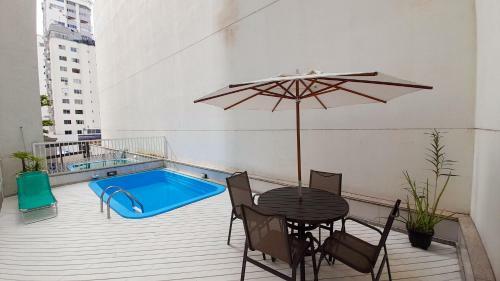 Apartamento Com Terra�o E Piscina Privada A 150 Metros Da Roda Gigante