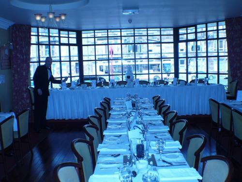 Hostal Villa Hotel