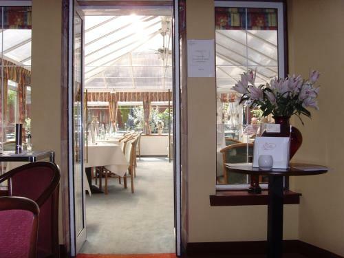Hostal Villa Hotel