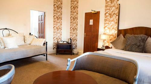 Avonbridge Hotel