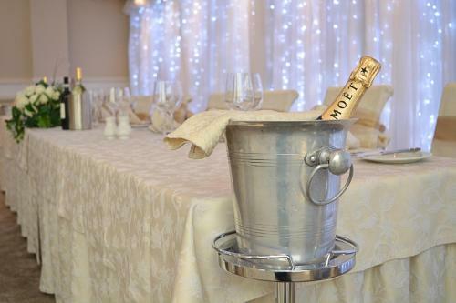 Avonbridge Hotel