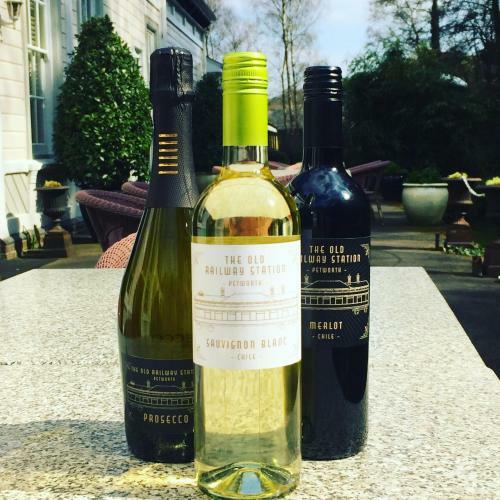 Hostal The Old Railway Station