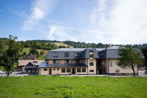 Hostal Penzi�n Krahule