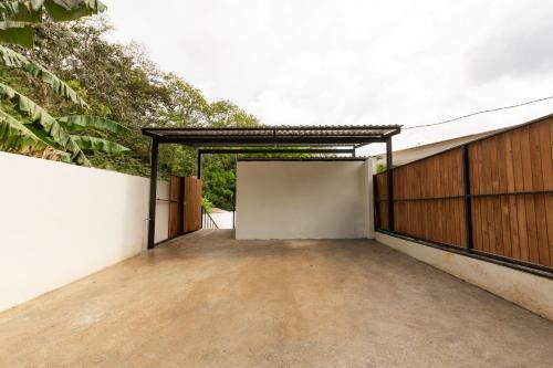 Villa Koi ~ Brand New Villa ~ 2 Bedrooms With Pool