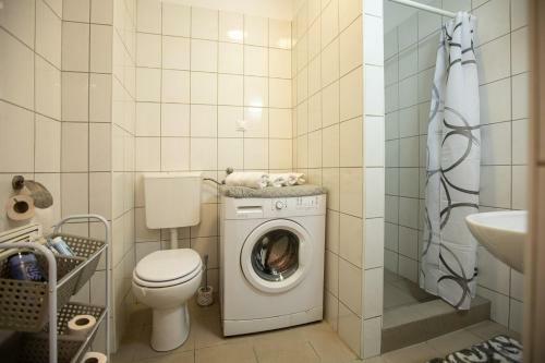 Maribor City Center Minidorm Apartment