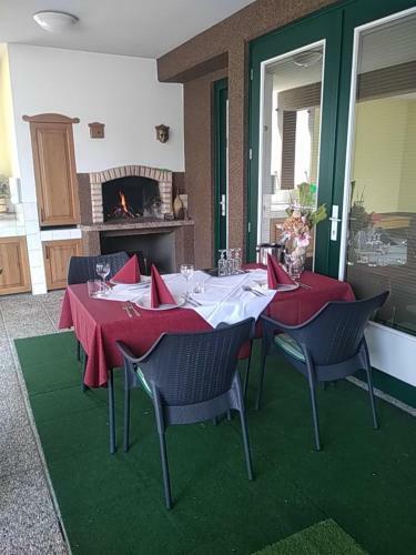 Bed & Breakfast Depandansa Hotel-a Pri Belokranjcu