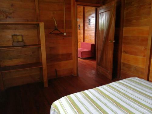 Mindo Paradise Beautiful Rustic Cabins Heated Pool And Yacuzzy New
