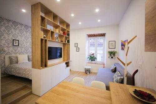 Unique Apartments