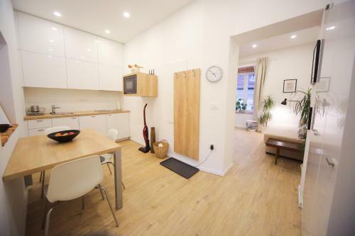 Unique Apartments