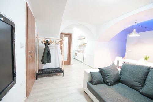 The Maze Apartment