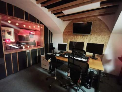Apartamento Boutique Music Studio - Center - 2x Free Parking