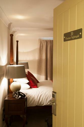 Hostal The Bishops Table Hotel