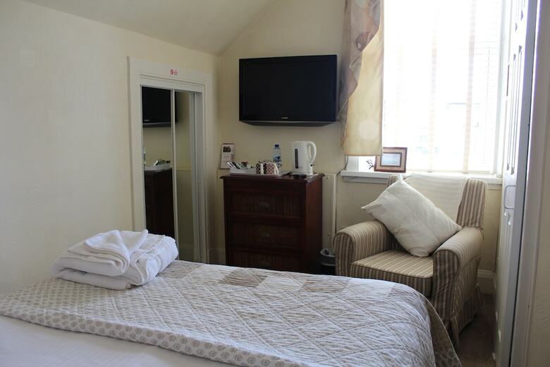Hostal St Leonards Guest House