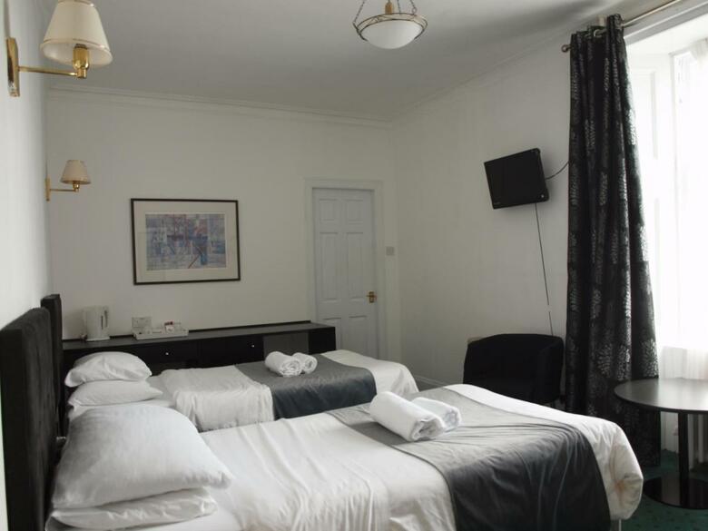 Argyll Arms Hotel