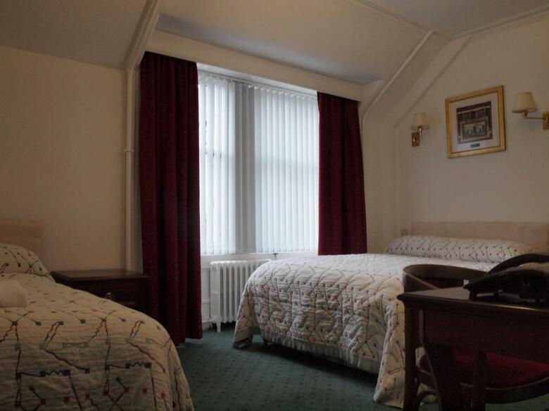 Argyll Arms Hotel