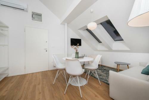 Cozy Apartments