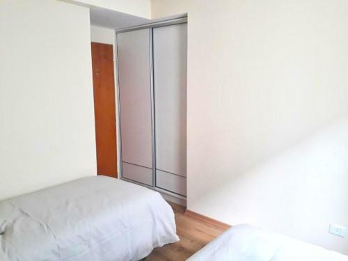 Apartamento C�lido Y Luminoso Departamento
