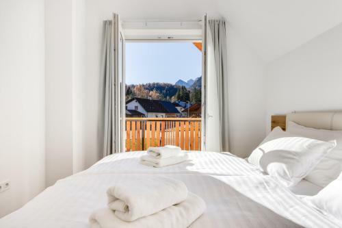 Chic Apartments With Balcony And Spa In Mojstrana