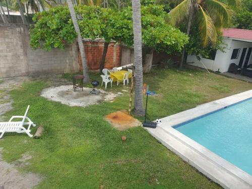 Rancho Lei, Playa Las Flores, La Libertad