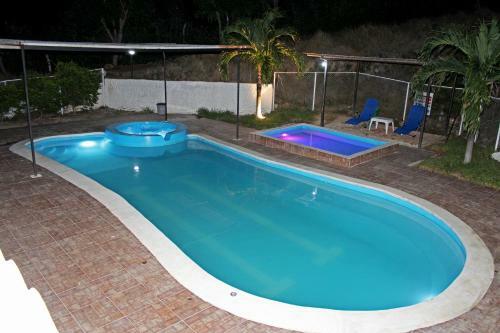 Girardot Caba�as - Balc�n De Guabinal