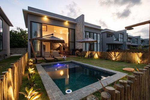 Casa Duplex Com Piscina Privativa
