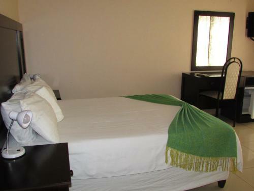Bed & Breakfast Shathipha Cottage