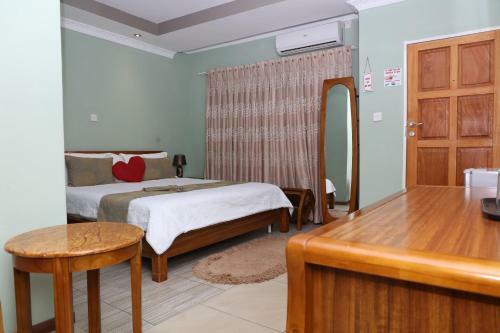 Hostal Gathuli Guest House