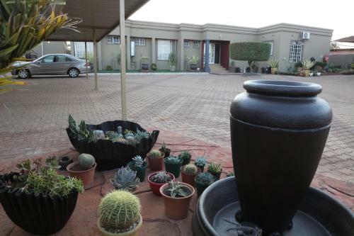 Hostal Gathuli Guest House