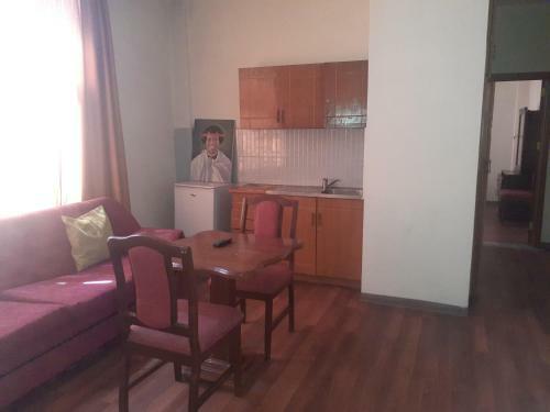 Hotel Dhm Guest House