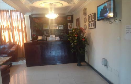 Hotel Dhm Guest House