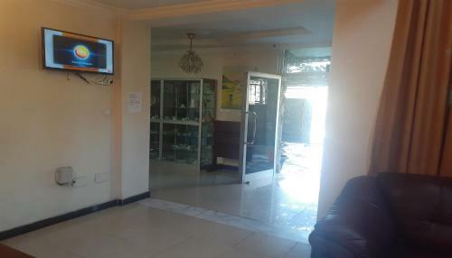 Hotel Dhm Guest House
