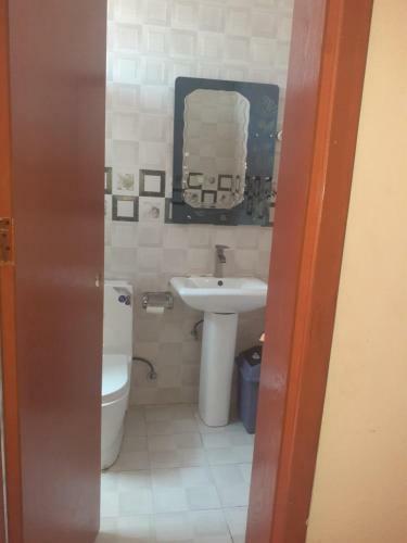 Hotel Dhm Guest House