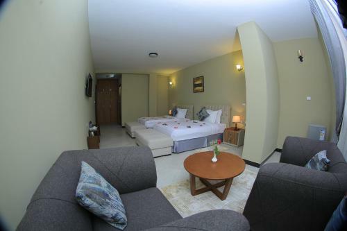 Daisy Hotel
