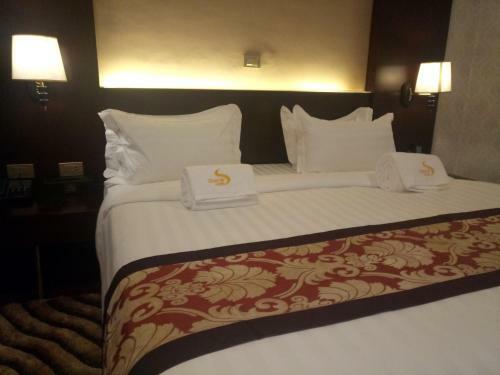 Sherar Addis Hotel