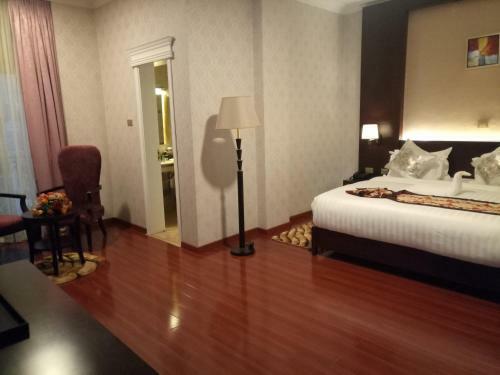 Sherar Addis Hotel