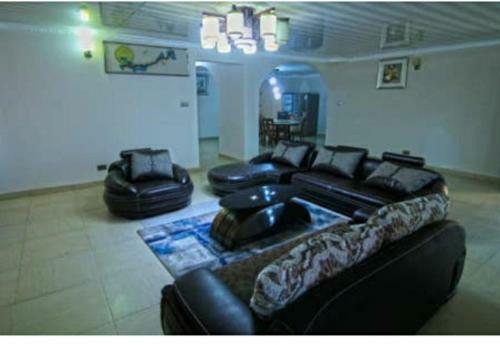 Apartamento Phagibs Inn Hotel