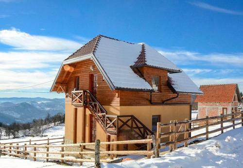 Apartamento Vila Planinski San